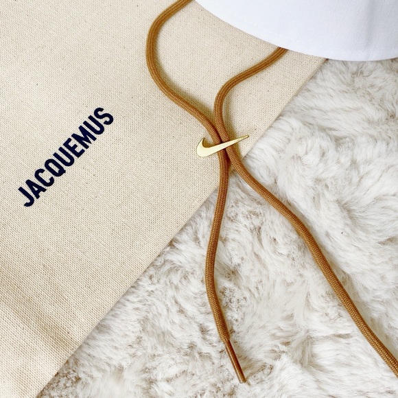 |SOLD| NIKE + JACQUEMUS Le Bob Bucket Hat - White - NWT - Small/Medium - Picture 3 of 7